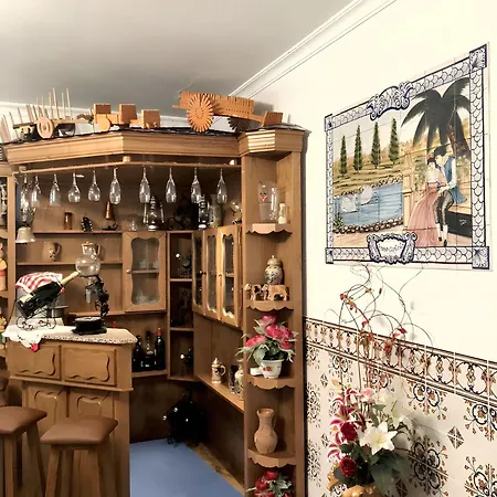 Nyaraló Charming House In Corticada With Balcony And Mountain View