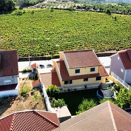 Prázdninový dům Charming House In Corticada With Balcony And Mountain View *