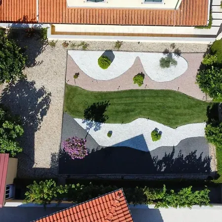Charming House In Corticada With Balcony And Mountain View Semesterbostad *