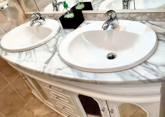 Charming House In Corticada With Balcony And Mountain View Feriehus Corticada (Aguiar da Beira)