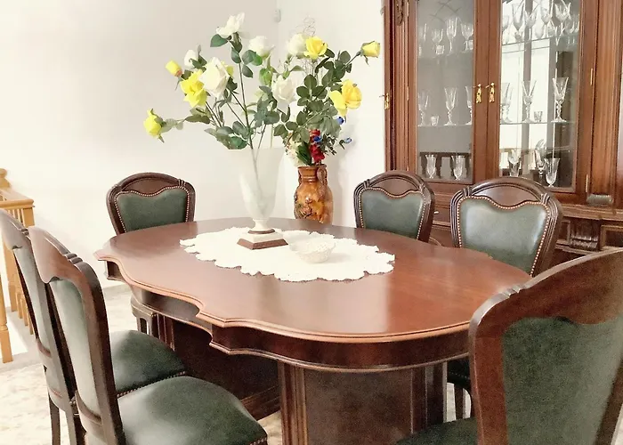 Feriehus Charming House In Corticada With Balcony And Mountain View